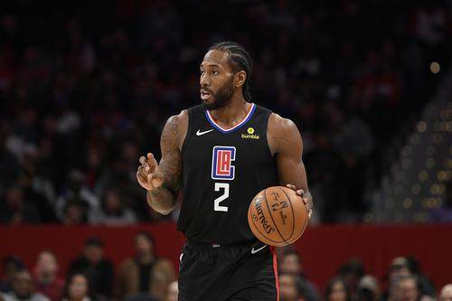 半岛体育官网-卡瓦伊状态低迷乔治归期未定 豪华快艇又要崩盘？